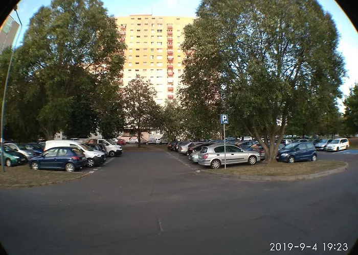 아파트 2020 Zwyciestwa 18 - Mieszkanie / Kawalerka / *