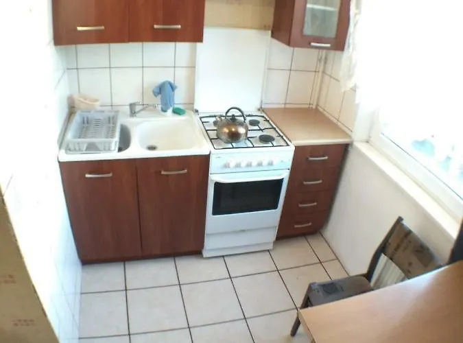 2020 Zwyciestwa 18 - Mieszkanie / Kawalerka / Appartement *